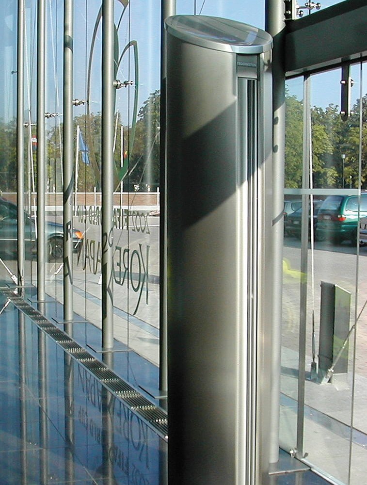 Charisma Air Curtain 2